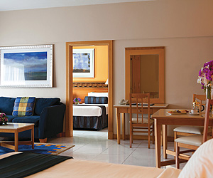 Dubai Accommodation - Golden Sands Hotel Apartments - Sunway.ie