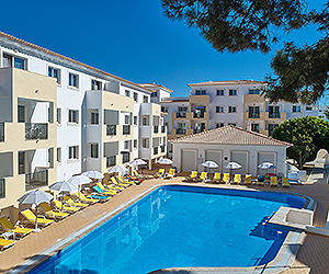 Santa Eulalia Accommodation - Cheerfulway Palmeiras de Santa Eulalia Apartments - Sunway.ie