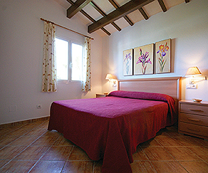 Calan Bosch Accommodation - Villas Begonias - Sunway.ie