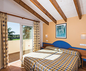 Cala Blanca Accommodation - Villas Amarillas - Sunway.ie