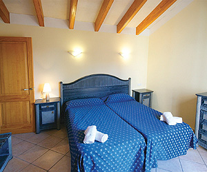 Cala Blanca Accommodation - Villas Maribel - Sunway.ie