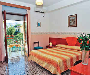 Sorrento Accommodation - Londra Hotel - Sunway.ie