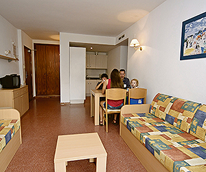 Salou Accommodation - Cye Holiday Centre - Sunway.ie