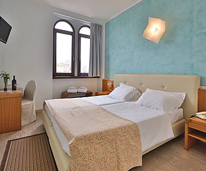 Riva del Garda Accommodation - Europa Hotel - Sunway.ie