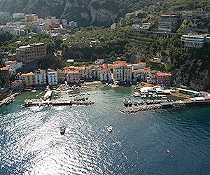 Choose Sunway for your Sorrento Holiday