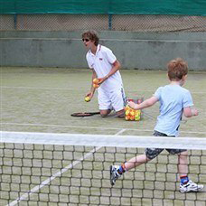 tennis coaching on the courts in perdepera