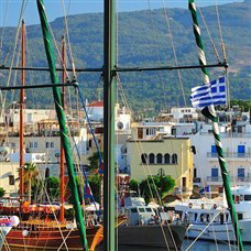 picture of colourful greek town