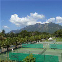 San Lucianu tennis courts.